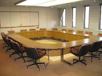 別棟ホール付属会議室の写真。