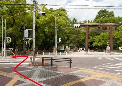 写真：豊国神社前信号南側