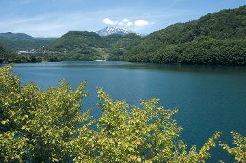 写真:御岳湖