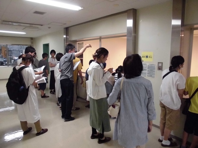 牛のせり場の説明の写真