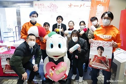 写真:会場に啓発ブースを設置しました。2