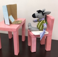 写真:段ボールの衝立