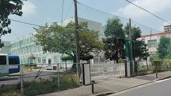 インターナショナルスクールの東側の写真