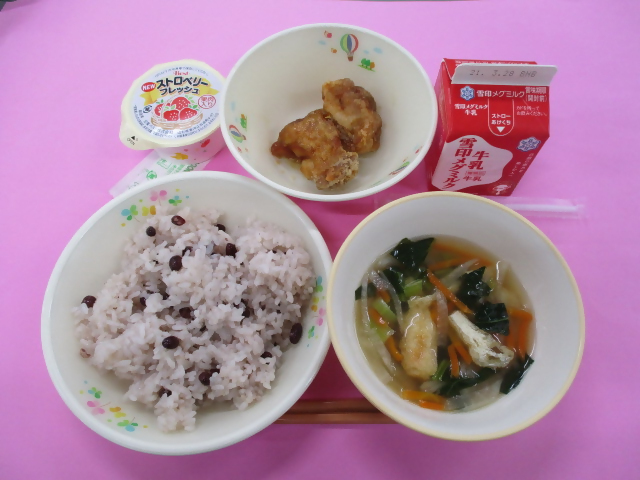 写真:卒業祝いの献立