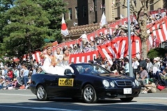 写真：姉妹友好都市親善パレード