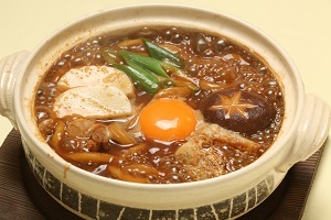 味噌煮込みうどんの写真