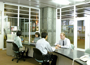 写真：多文化共生センター内部