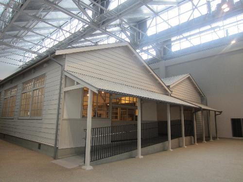 写真：旧 (株)豊田自動織機製作所 自動車部 材料試験室