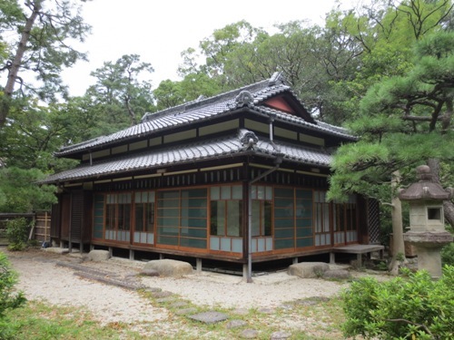 写真：鶴舞公園 鶴々亭