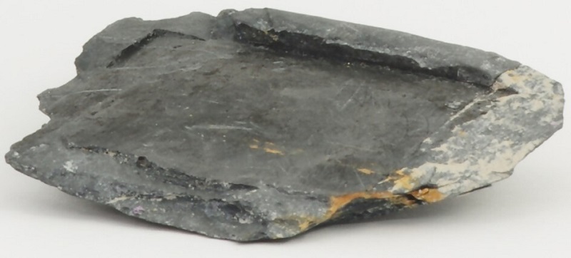 出土した硯の写真