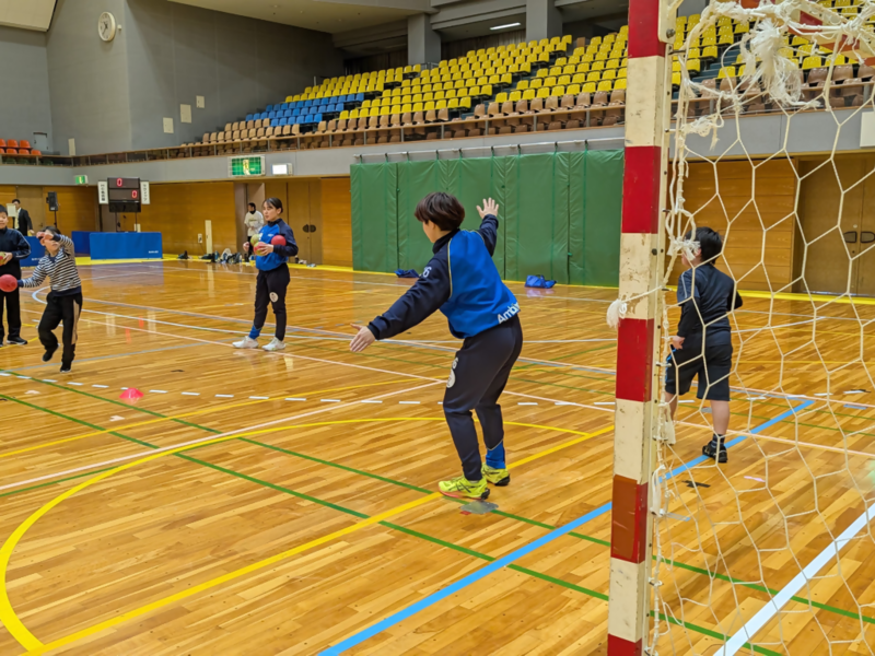 令和6年度のハンドボール体験教室の様子