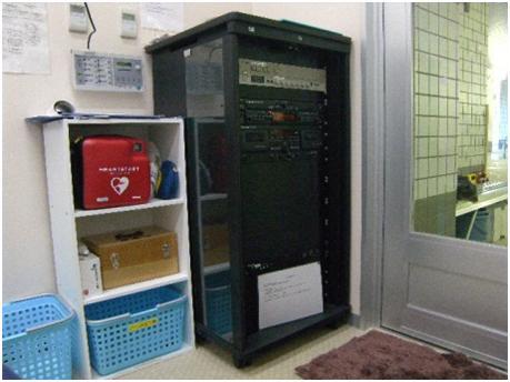 写真:守山スポーツセンター(屋内温水プール)のAED