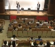 写真:5月26日のタウンミーティング