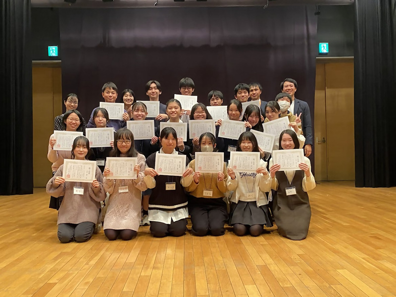 写真：高校生のみなさん