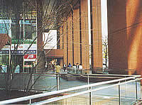 写真:日土地名古屋ビル