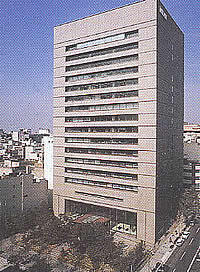 写真:瀧定本社ビル