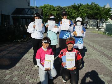 写真：「壮年女子の部」入賞者