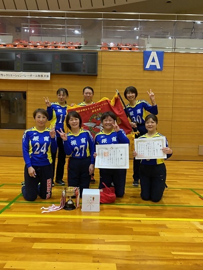 写真:優勝チーム「振甫B」