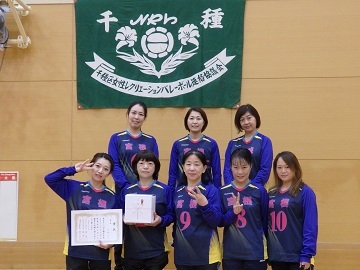 写真:第三位のチーム「宮根」