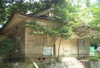 写真:旧昭和塾堂 体育館の外観