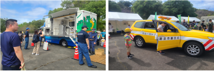 写真:乗り物展示・体験の様子(起震車、土木パトカー)