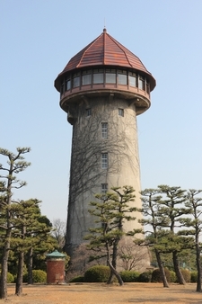 東山給水塔の写真