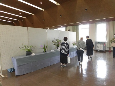 写真：いけばな展1