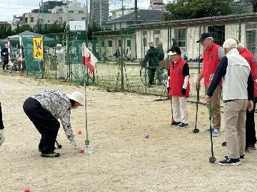 写真:グラウンドゴルフ競技中の様子2