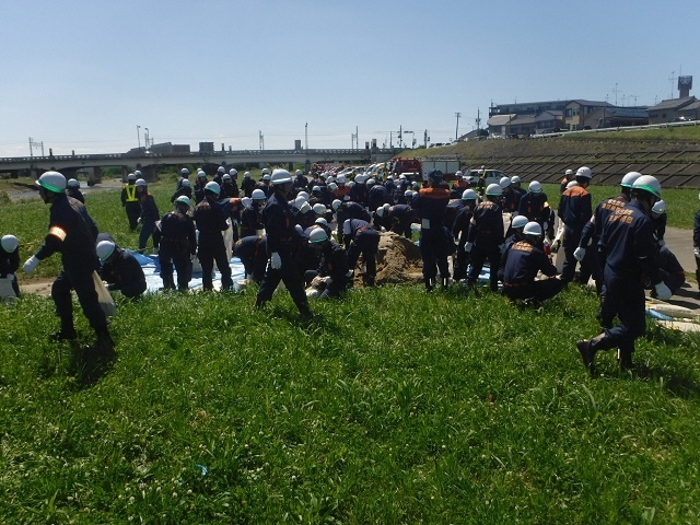 写真:水防訓練の様子