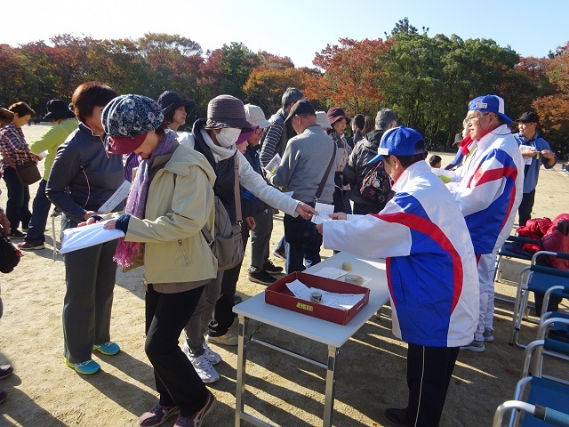 写真:ふれあいウォーキングの活動風景