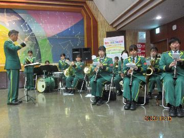 写真:ポッカレモン消防音楽隊によるオープニング演奏