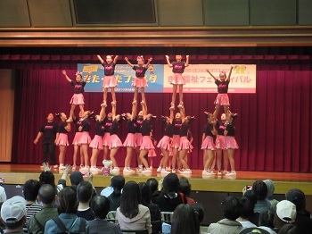 写真：名古屋西チアリーディングクラブPINKYS