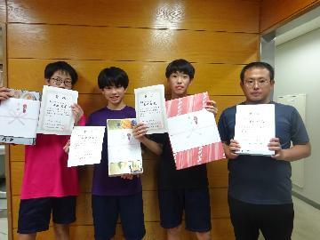 写真:男子Bの部で入賞した皆さん