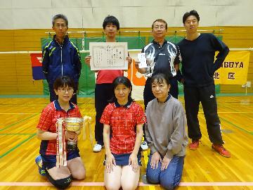写真:優勝した楠学区チームの皆さん