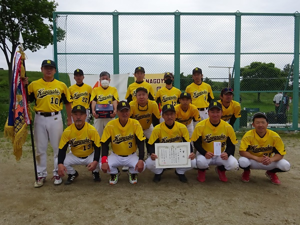 写真:優勝チームの皆さん