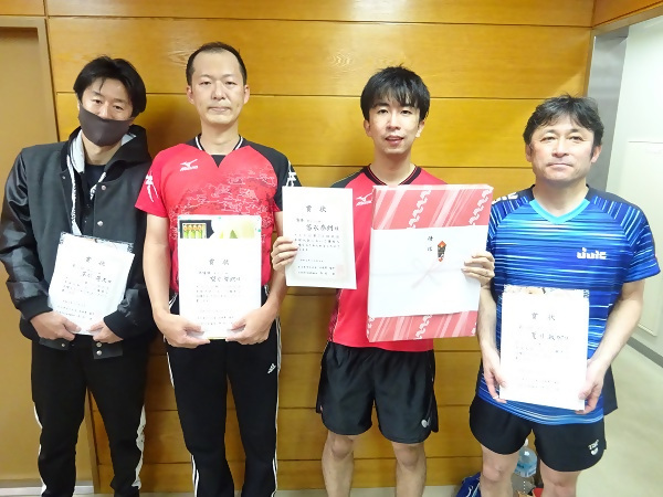 写真:男子Aの部で入賞した皆さん