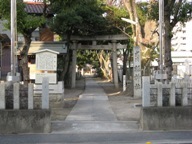 写真:綿神社の鳥居