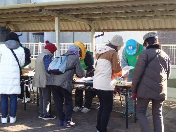 写真:スタート受付の様子