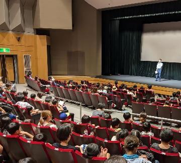 写真:令和6年度 なつやすみこどもふれあいえいが会の様子