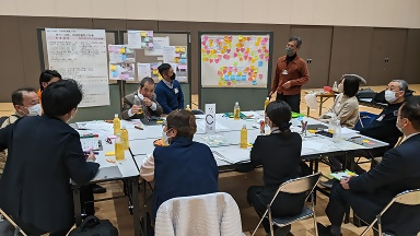 写真:Cグループの発表