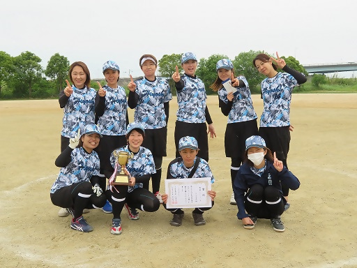 写真:女子ソフトボール