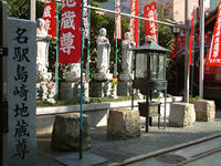 6体のお地蔵様の写真