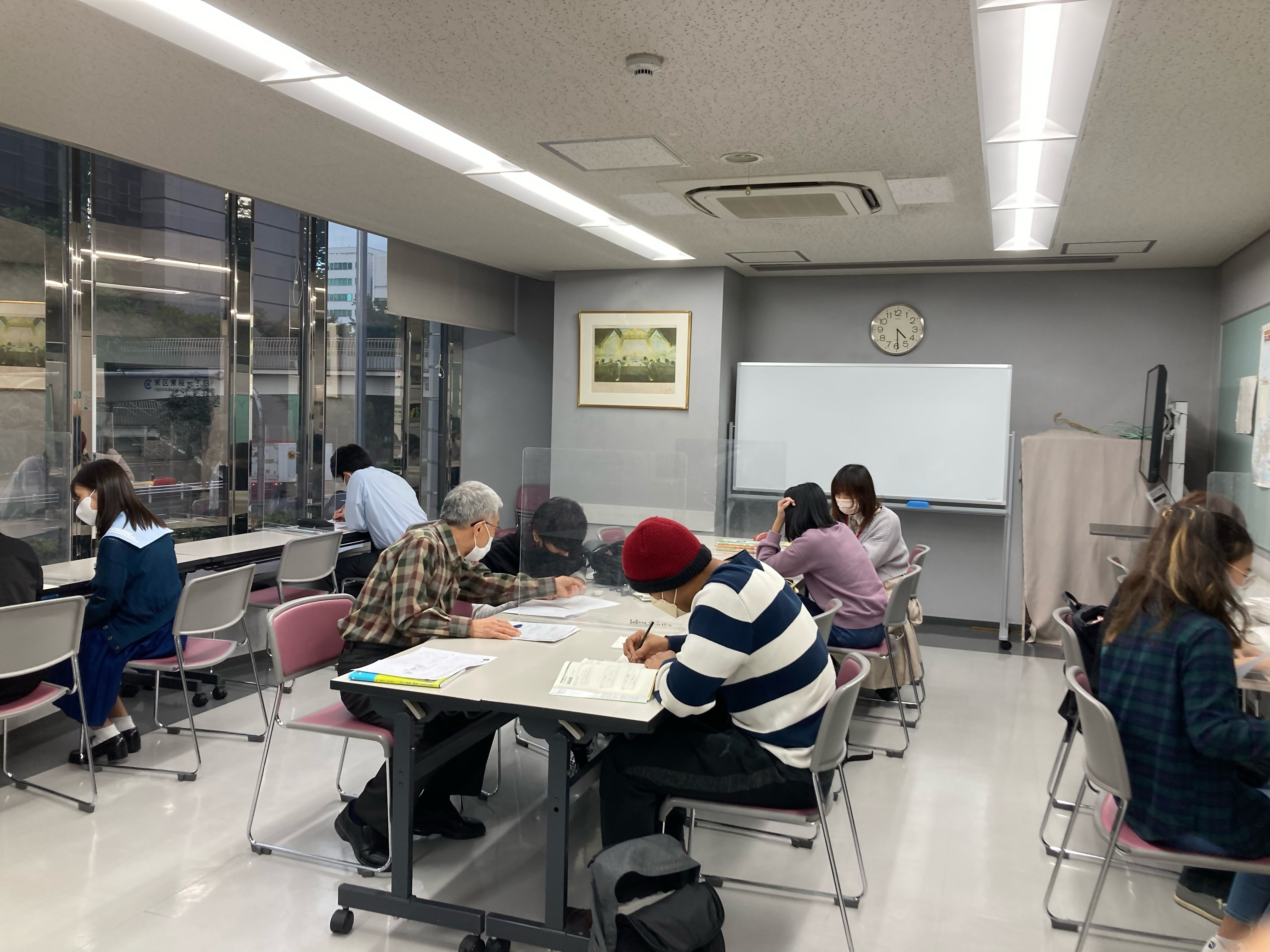 写真:日本語教室高校生クラスの様子