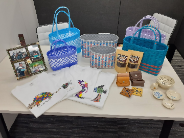 写真：アイビス上前津で作成したアクセサリー