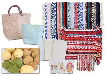 写真：さふらん生活園で作成した織物、クッキーなど