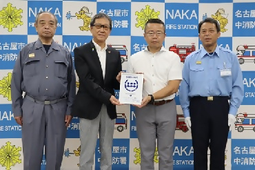 栄学区防災安心まちづくり委員会とマルエイガレリアとの大規模災害時の支援協力覚書締結の写真