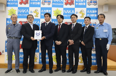 名城学区防災安心まちづくり委員会とサンシャインKYORAKU栄との大規模災害時の支援協力覚書締結の写真