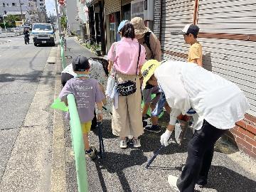 老松学区の清掃活動写真