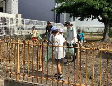 橘学区の清掃活動写真