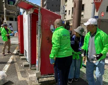 落書き消し活動の写真